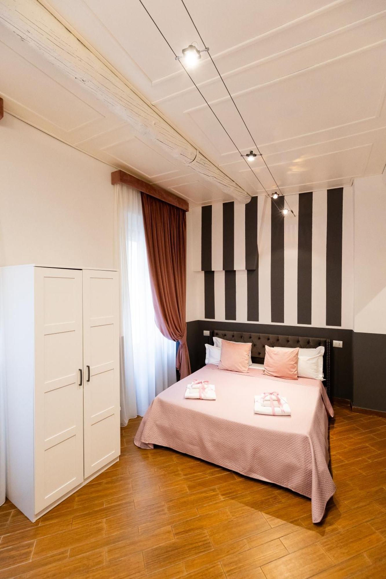 Santa Croce Dream Suites Florence Ngoại thất bức ảnh